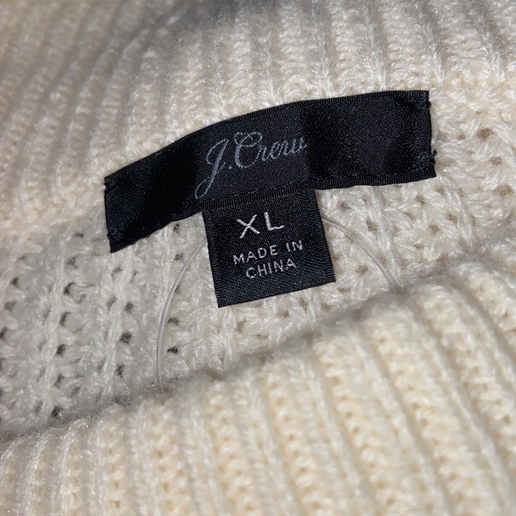 Jcrew Cream Cable Sweater. Size XL - Picture 2 of 3